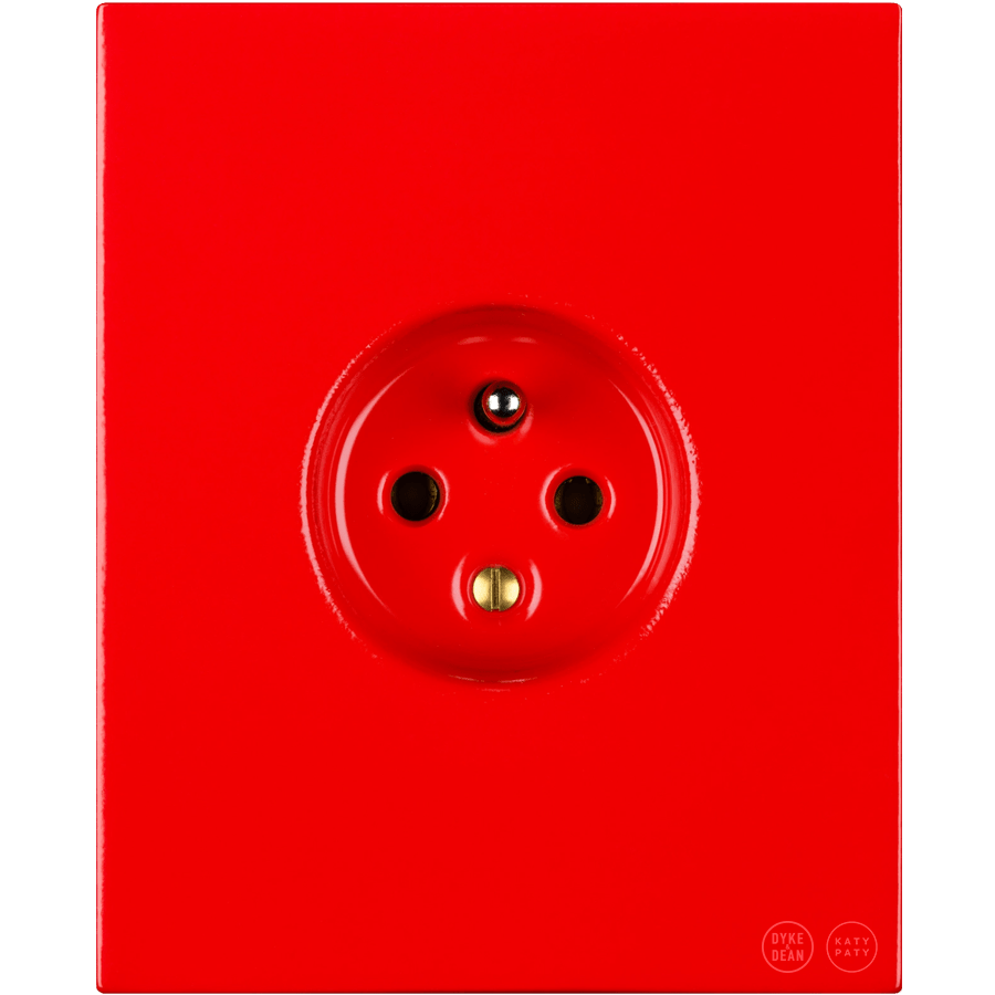 KATY PATY PORCELAIN PLATE EURO WALL SOCKET RED - DYKE & DEAN