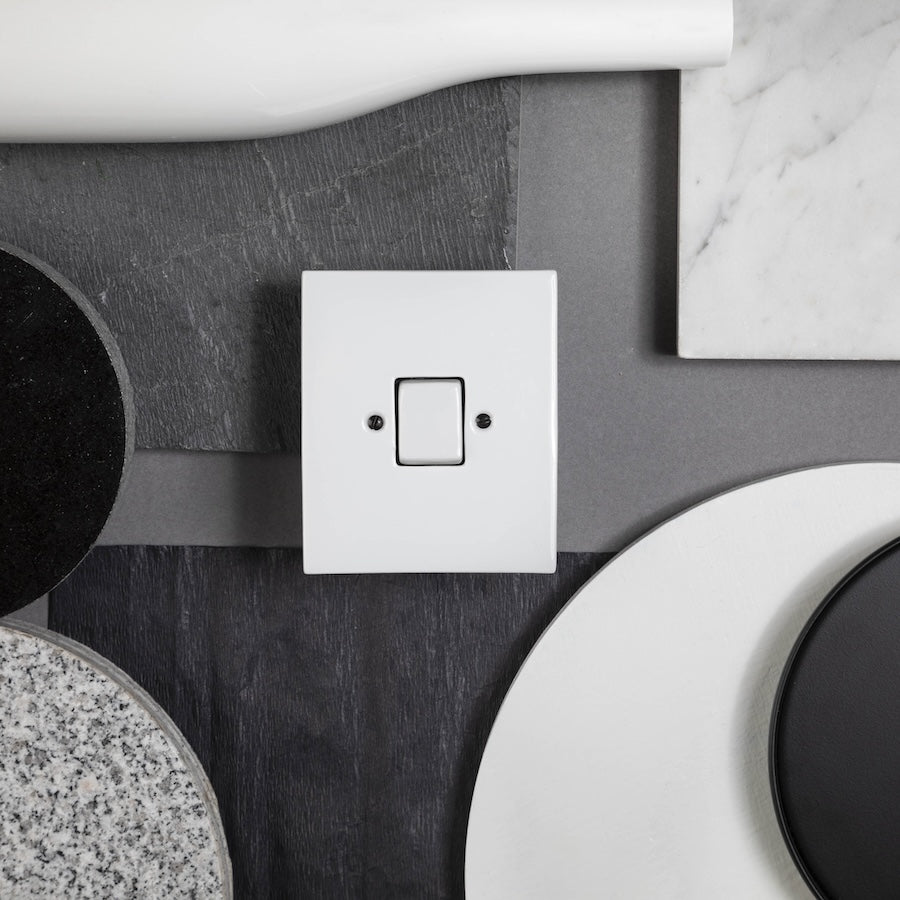 KATY PATY PORCELAIN PLATE HDMI WALL SOCKET BLACK - DYKE & DEAN