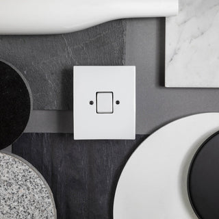 KATY PATY PORCELAIN PLATE PC/ USB WALL SOCKET BLACK - DYKE & DEAN