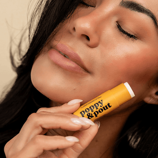 POPPY & POUT WILD HONEY LIP BALM - DYKE & DEAN