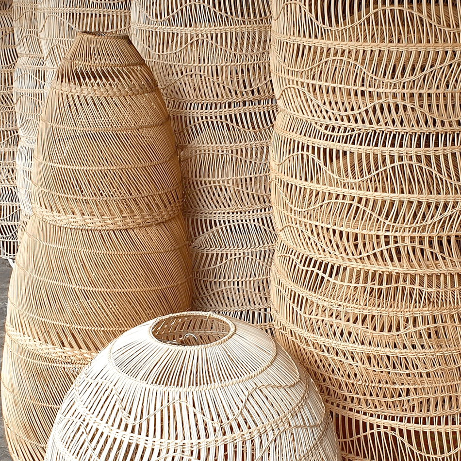 RATTAN LAMP BAYAMO - DYKE & DEAN