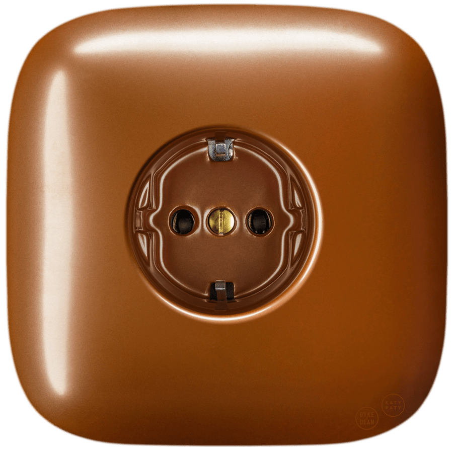 SQUARE PORCELAIN WALL SOCKET SCHUKO COPPER - DYKE & DEAN