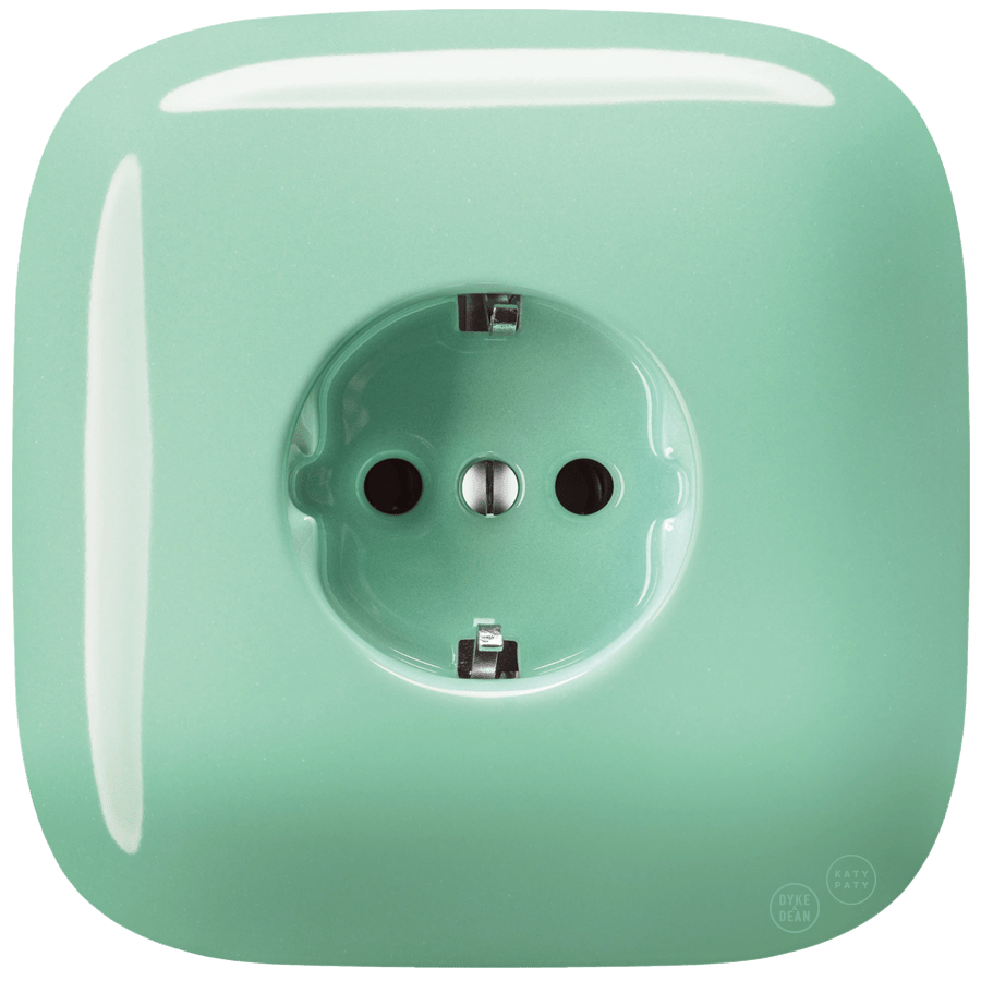 SQUARE PORCELAIN WALL SOCKET SCHUKO MINT - DYKE & DEAN