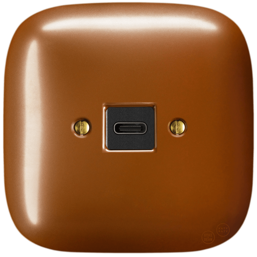 SQUARE PORCELAIN WALL SOCKET USB - C COPPER - DYKE & DEAN