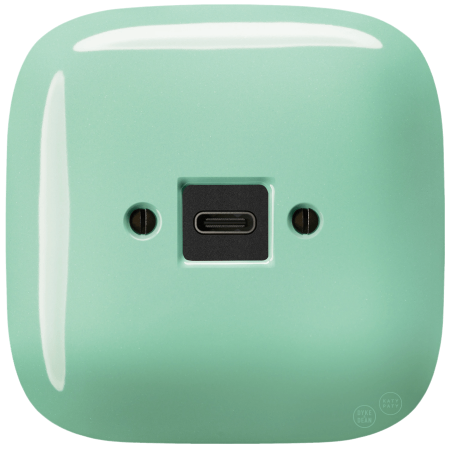 SQUARE PORCELAIN WALL SOCKET USB - C MINT - DYKE & DEAN