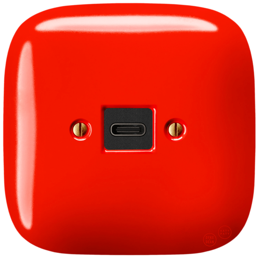 SQUARE PORCELAIN WALL SOCKET USB - C RED - DYKE & DEAN