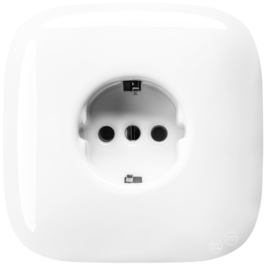 SQUARE PORCELAIN WALL SOCKET WHITE SCHUKO - DYKE & DEAN