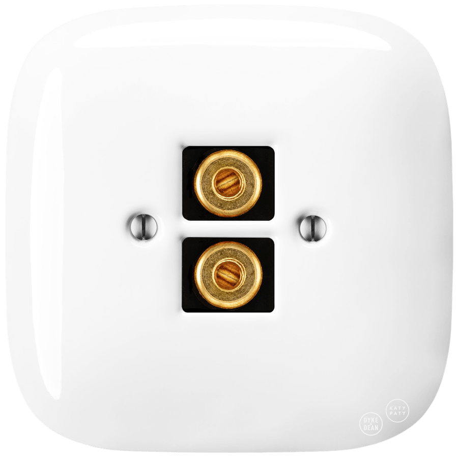 SQUARE PORCELAIN WALL SPEAKER SOCKET WHITE - DYKE & DEAN