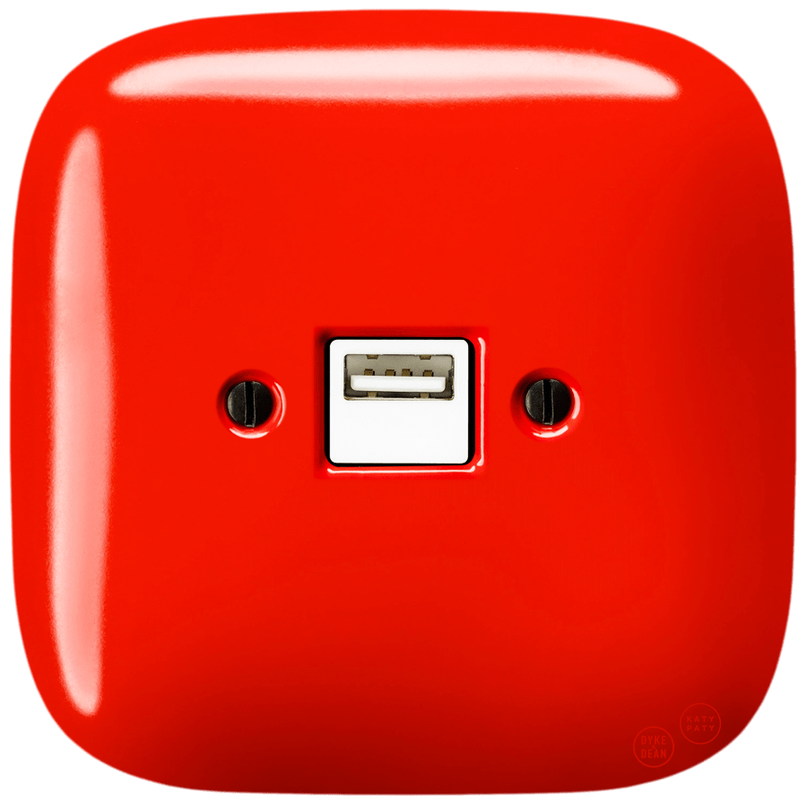 SQUARE PORCELAIN WALL USB CHARGER RED - DYKE & DEAN