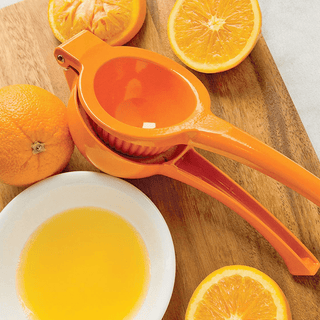 ORANGE HAND JUICER - DYKE & DEAN