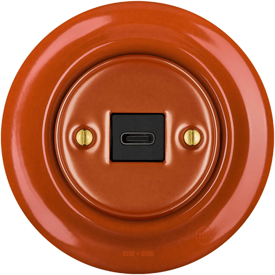 PORCELAIN WALL SOCKET BRICK RED USB-C - DYKE & DEAN