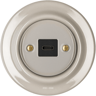 PORCELAIN WALL SOCKET CAPPUCCINO USB-C - DYKE & DEAN