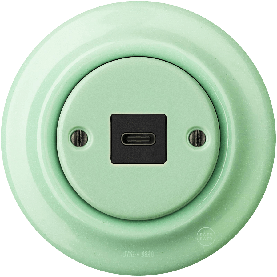 PORCELAIN WALL SOCKET MINT GREEN USB-C - DYKE & DEAN