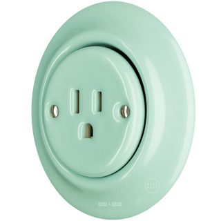 PORCELAIN WALL SOCKET MINT USA 15 AMP - DYKE & DEAN